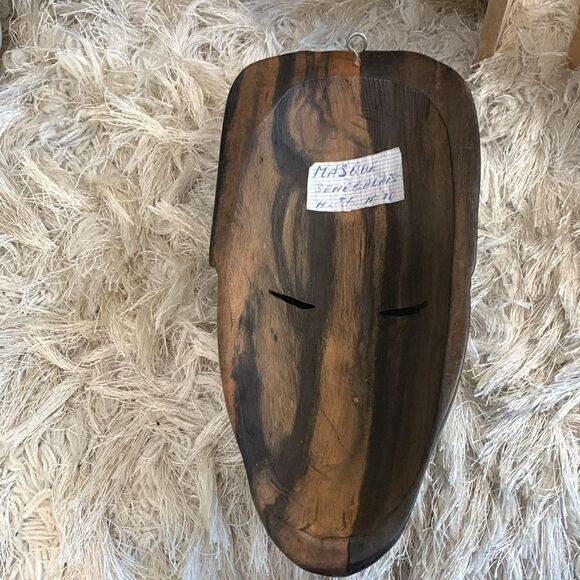Hand Carved Wooden Senagalese Mask - Picture 14 of 17